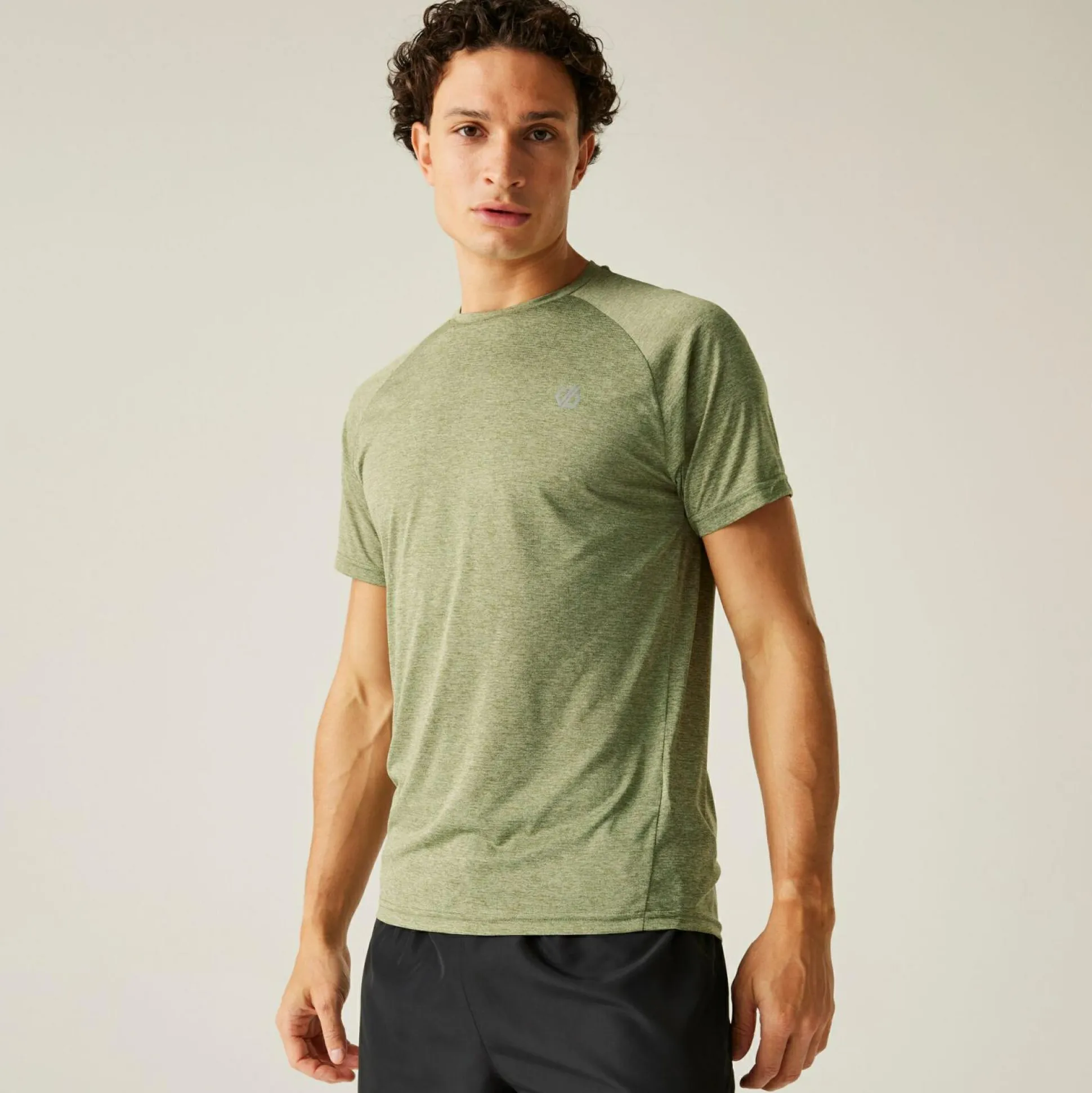 Dare 2b - Men's Accelerate Fitness T-Shirt | Olivine Green
