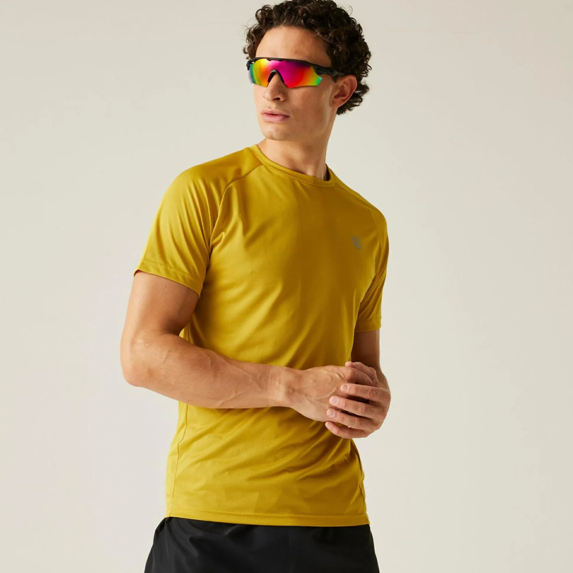 Dare 2b - Men's Accelerate Fitness T-Shirt | Gold Flake