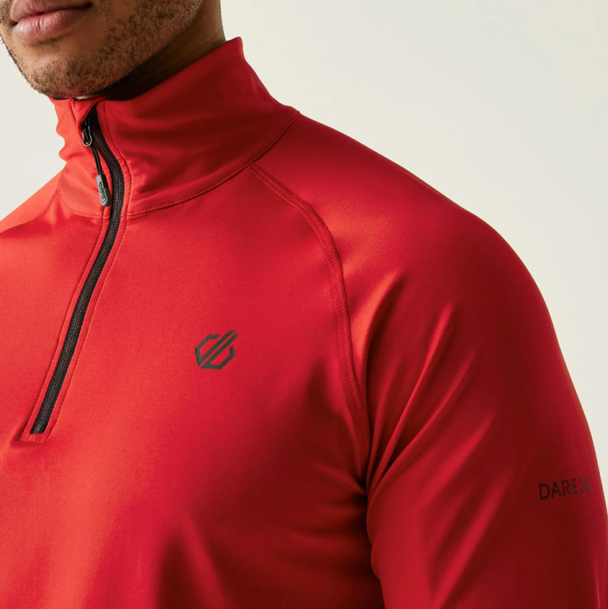 Dare 2b - Men's Fuse Up II Lightweight Core Stretch Midlayer | Danger Red