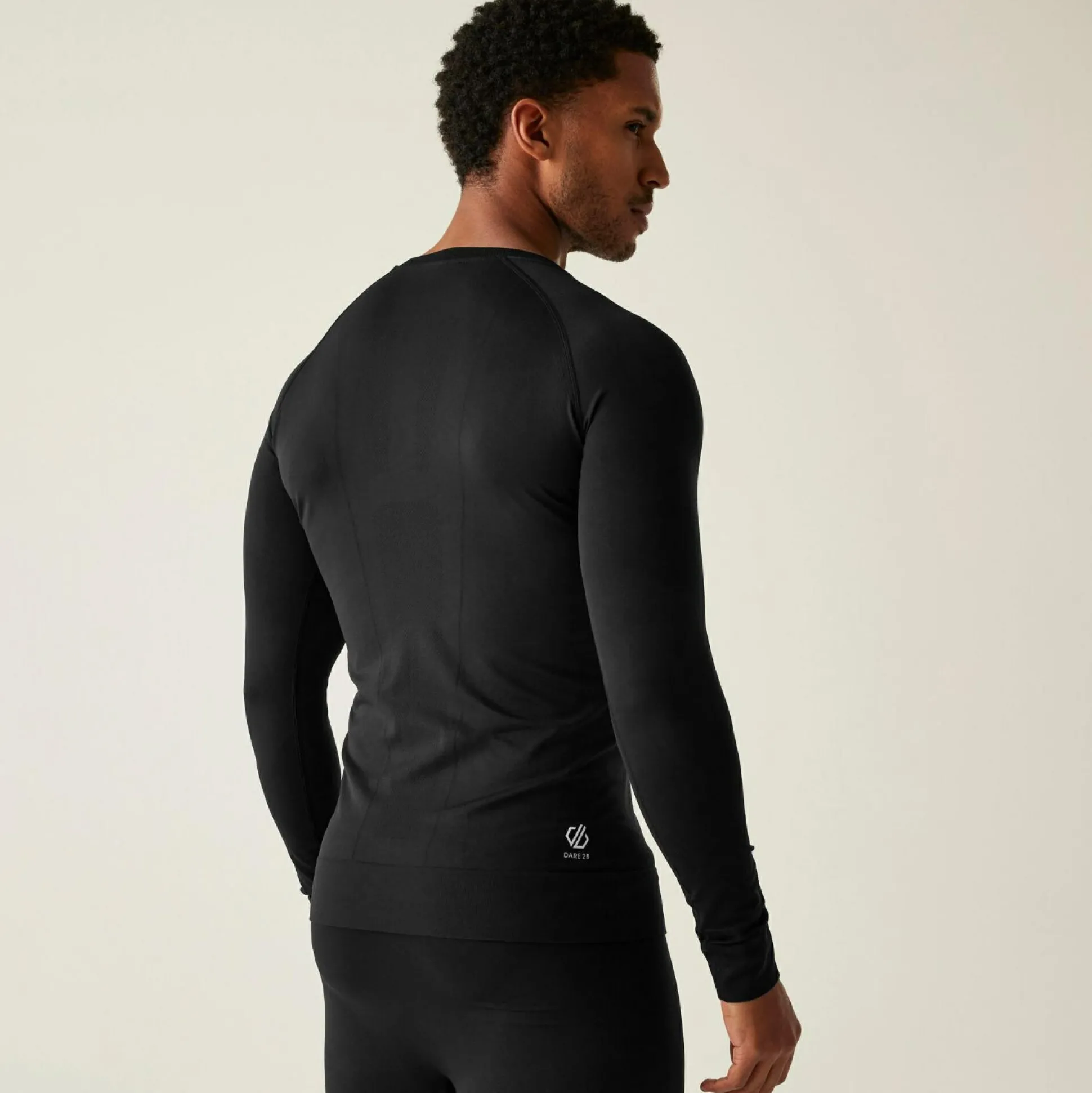Dare 2b - Men's In The Zone II Long Sleeved Base Layer Top | Black