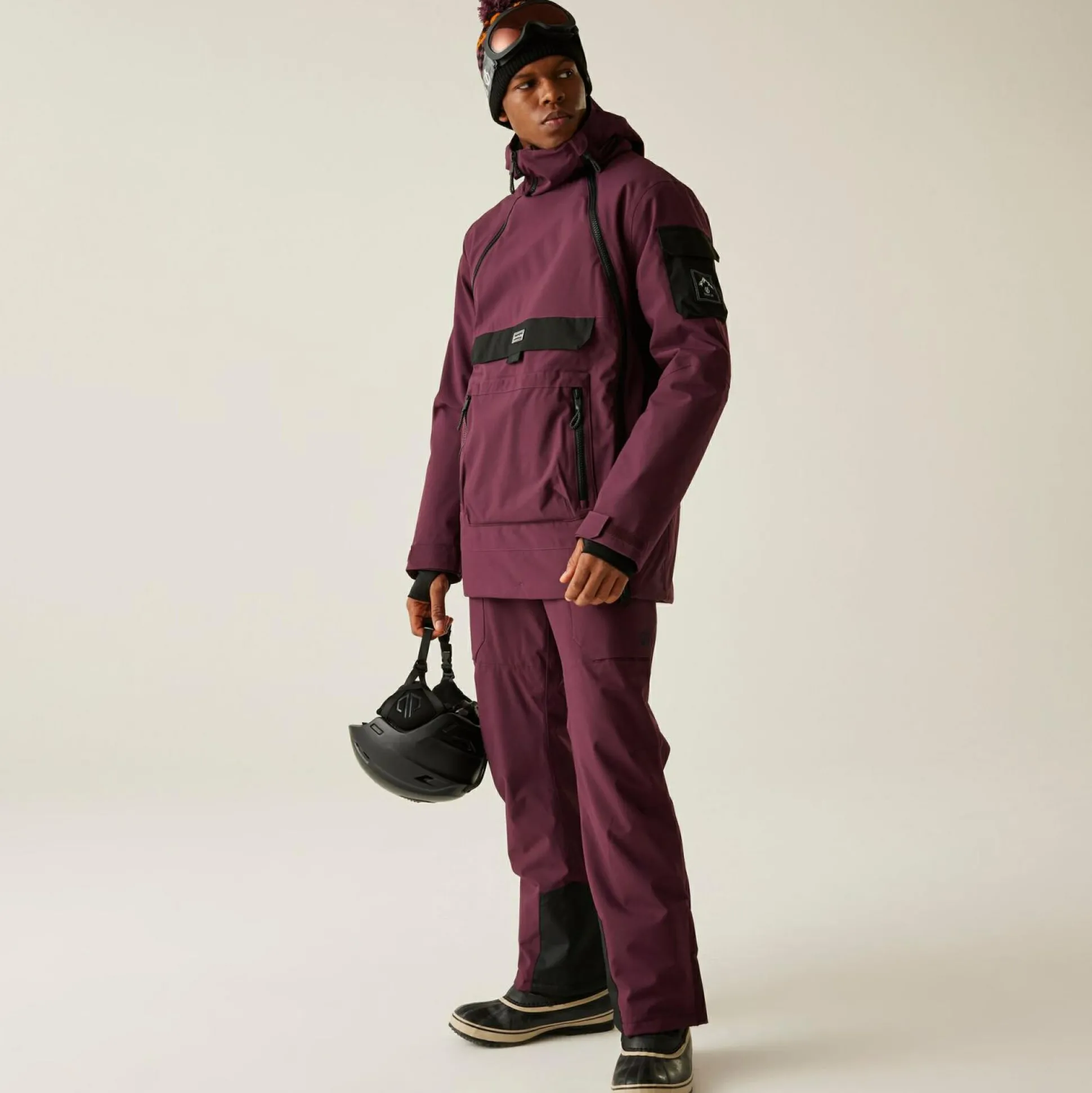 Dare 2b - Men's T-Bar Overhead II Ski Jacket | Fig