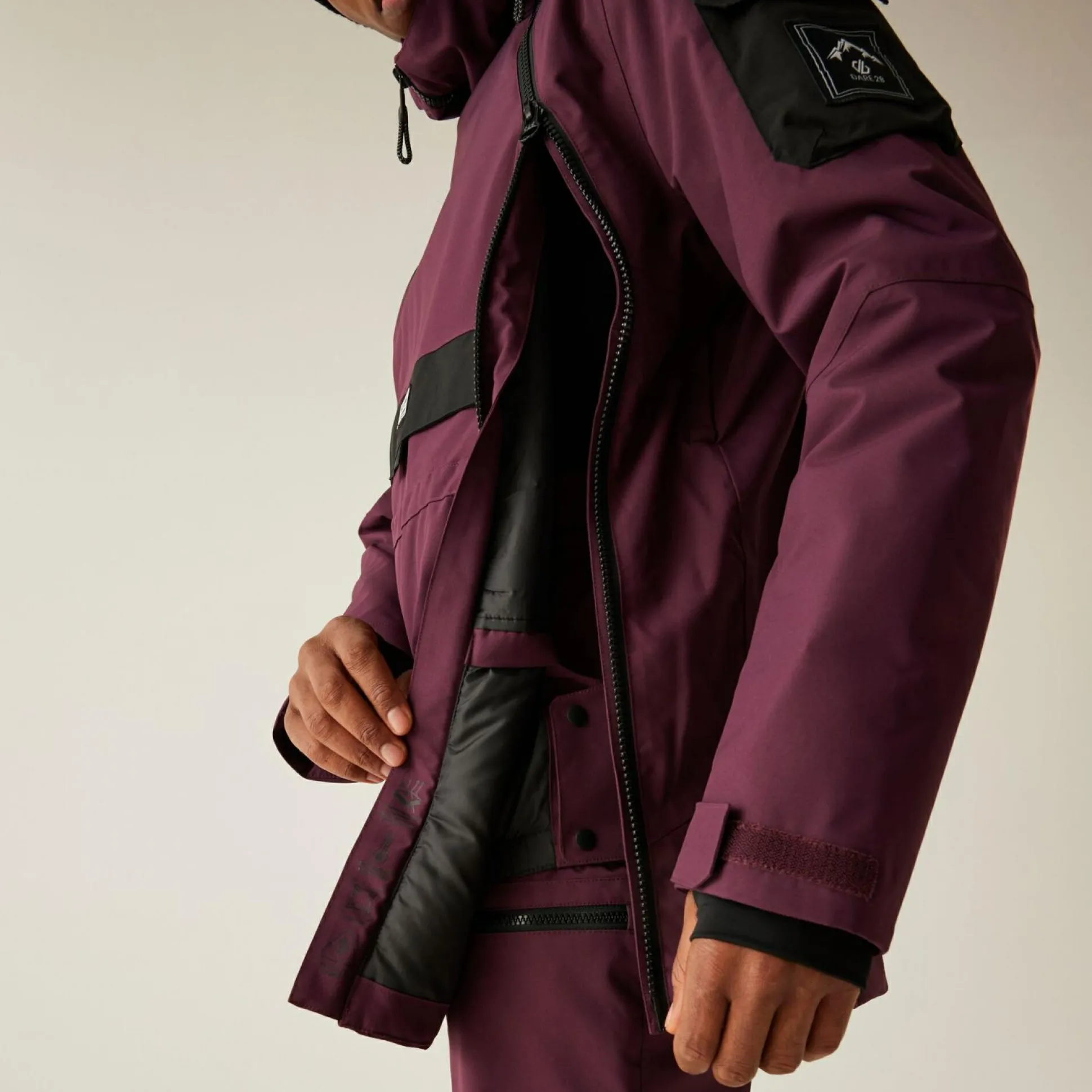 Dare 2b - Men's T-Bar Overhead II Ski Jacket | Fig