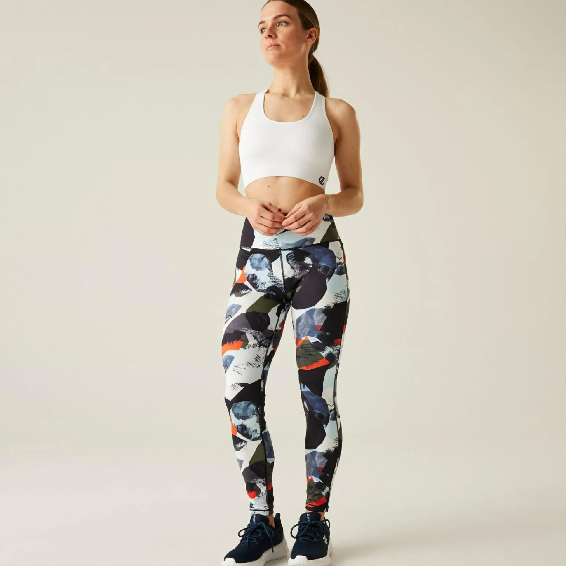 Dare 2b - Women's Don't Sweat It III Sports Bra | White
