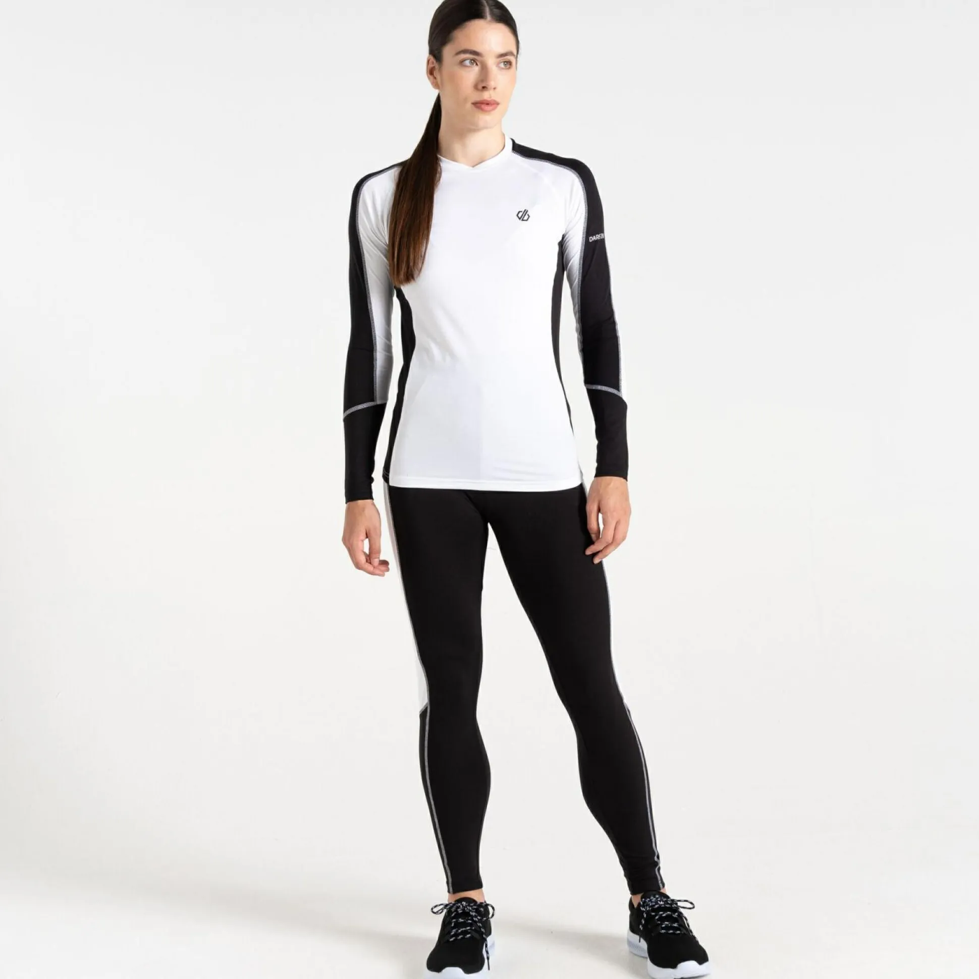 Dare 2b - Women's Exchange III Base Layer Set | Black & White