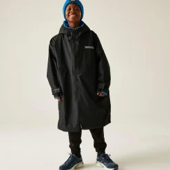 Junior Waterproof Changing Robe | Black Oxford Blue