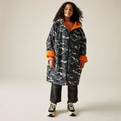 Junior Waterproof Changing Robe | Black Camo Persimmon