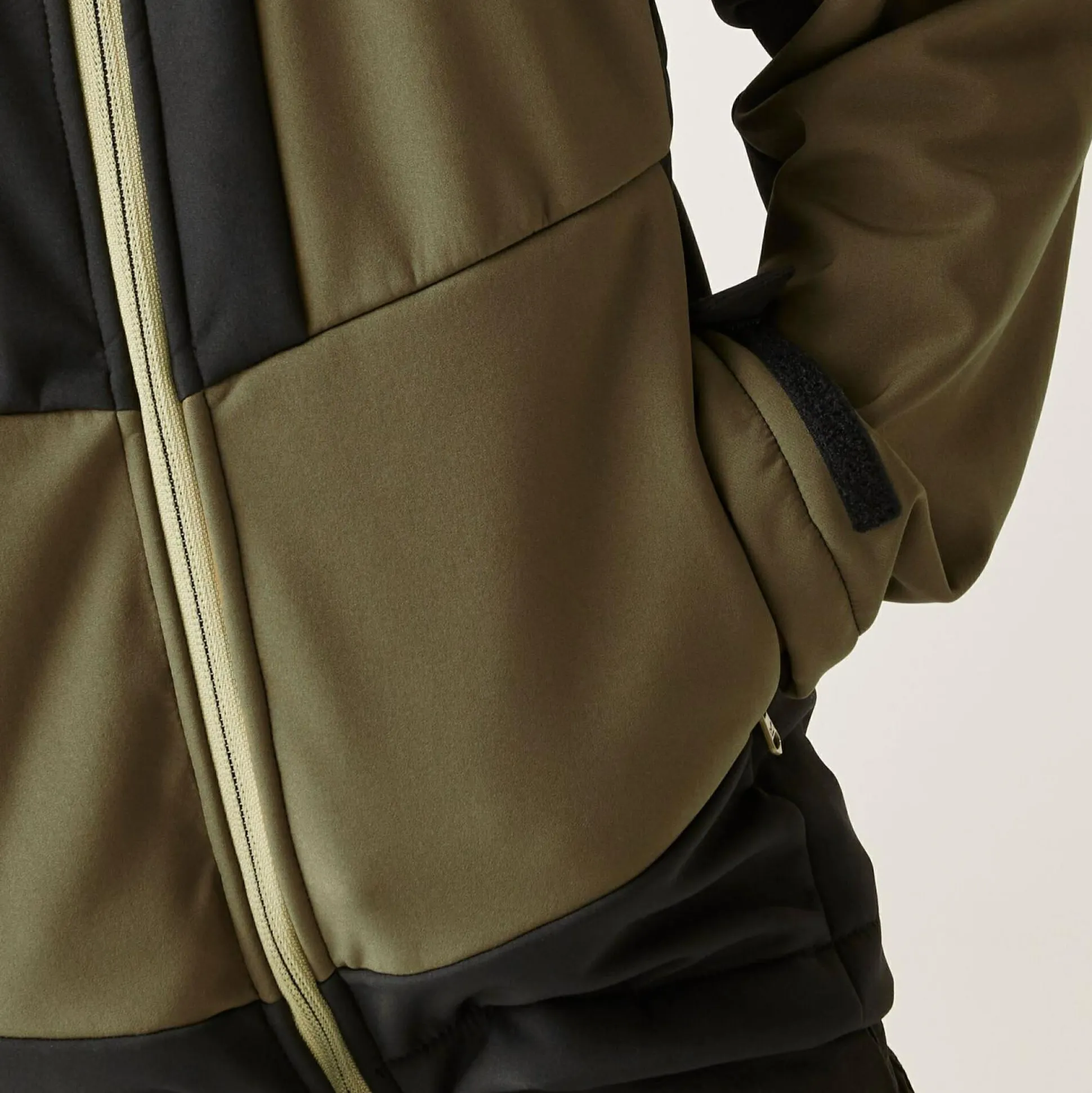 Kids' Haydenbury Softshell Jacket | Green
