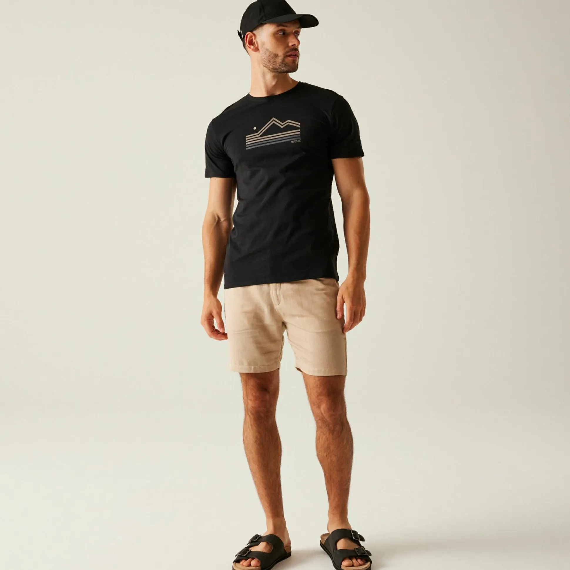 Men's Breezed V T-Shirt | Black