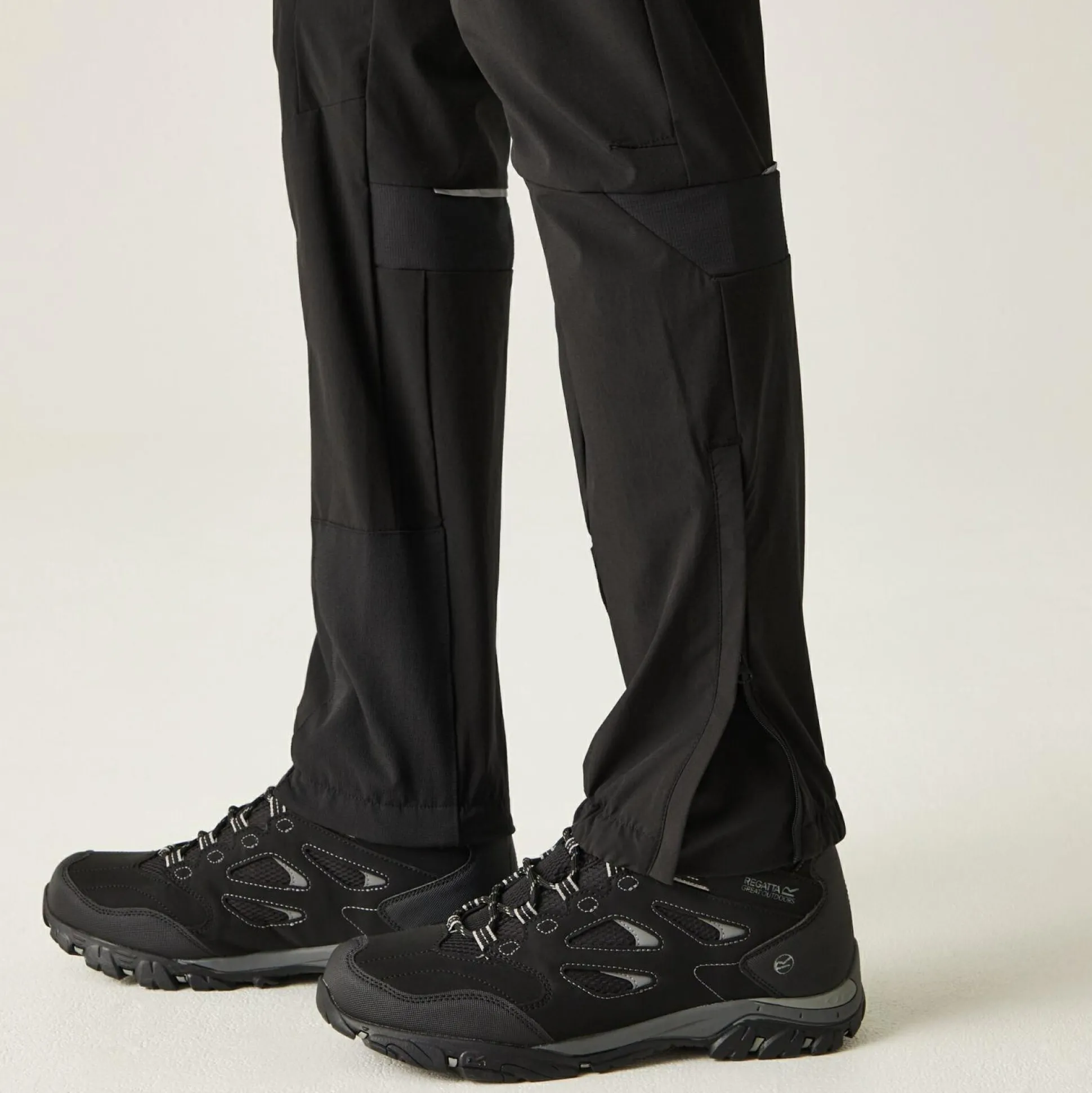 Men's Mountain III Walking Trousers | Black