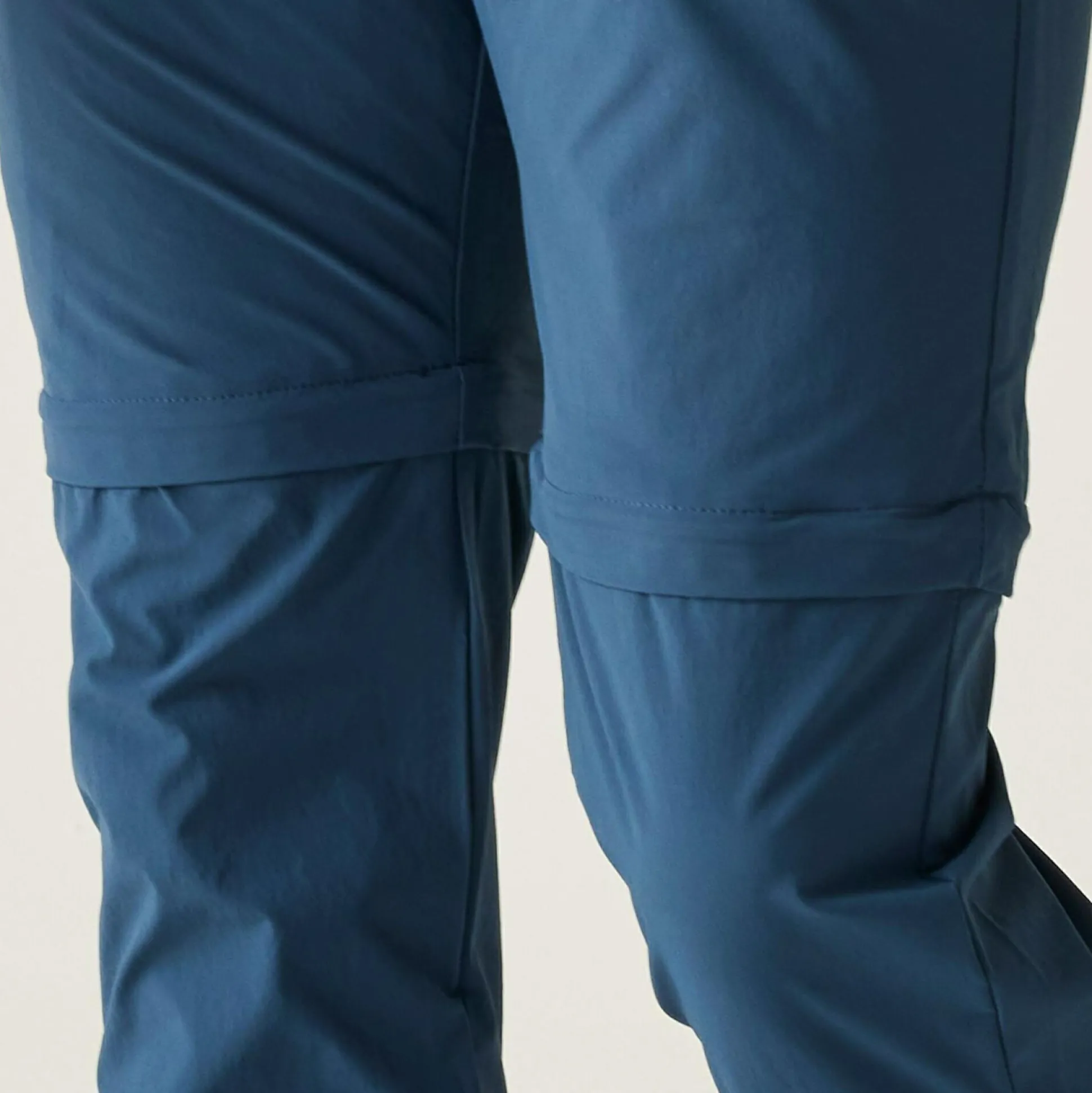 Men's Travel Light Zip Off Packaway Trousers | Moonlight Denim