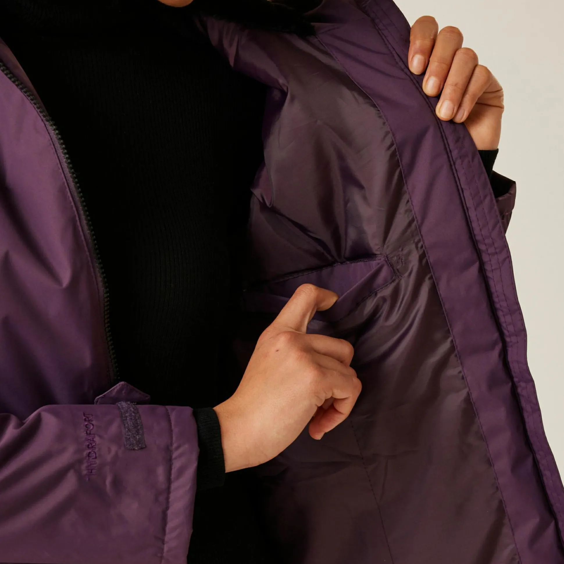 Women's Broadia Waterproof Jacket | Deep Plum