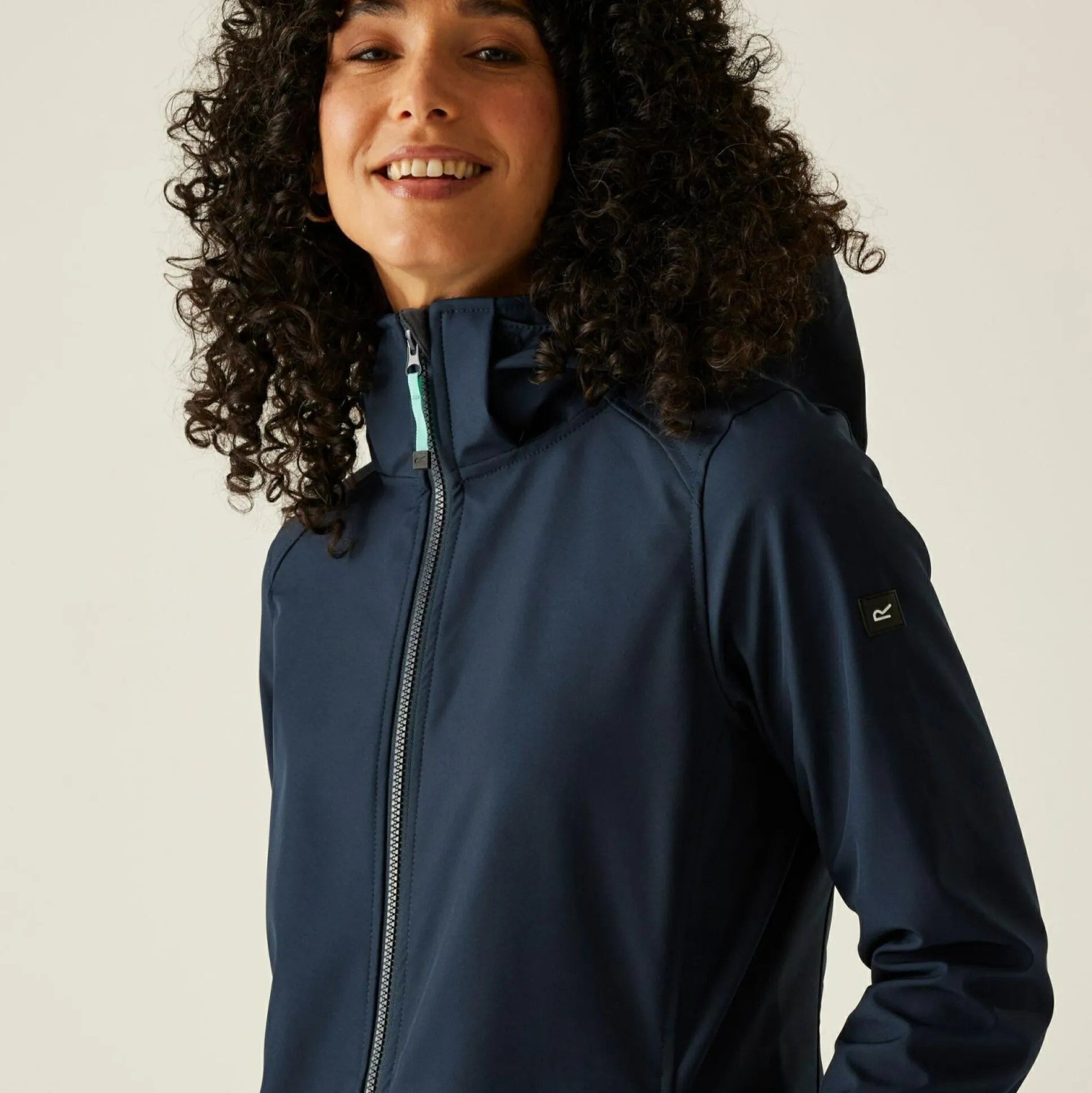 Women's Carisbrooke Softshell Jacket | Navy Aruba Blue