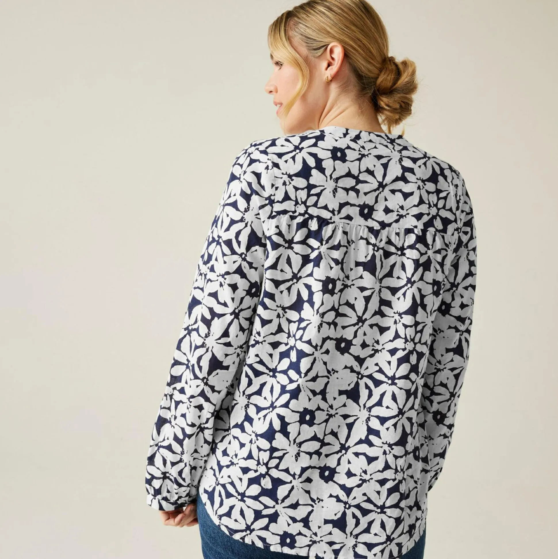 Women's Natine Lightweight Shirt | Navy White Large Floral