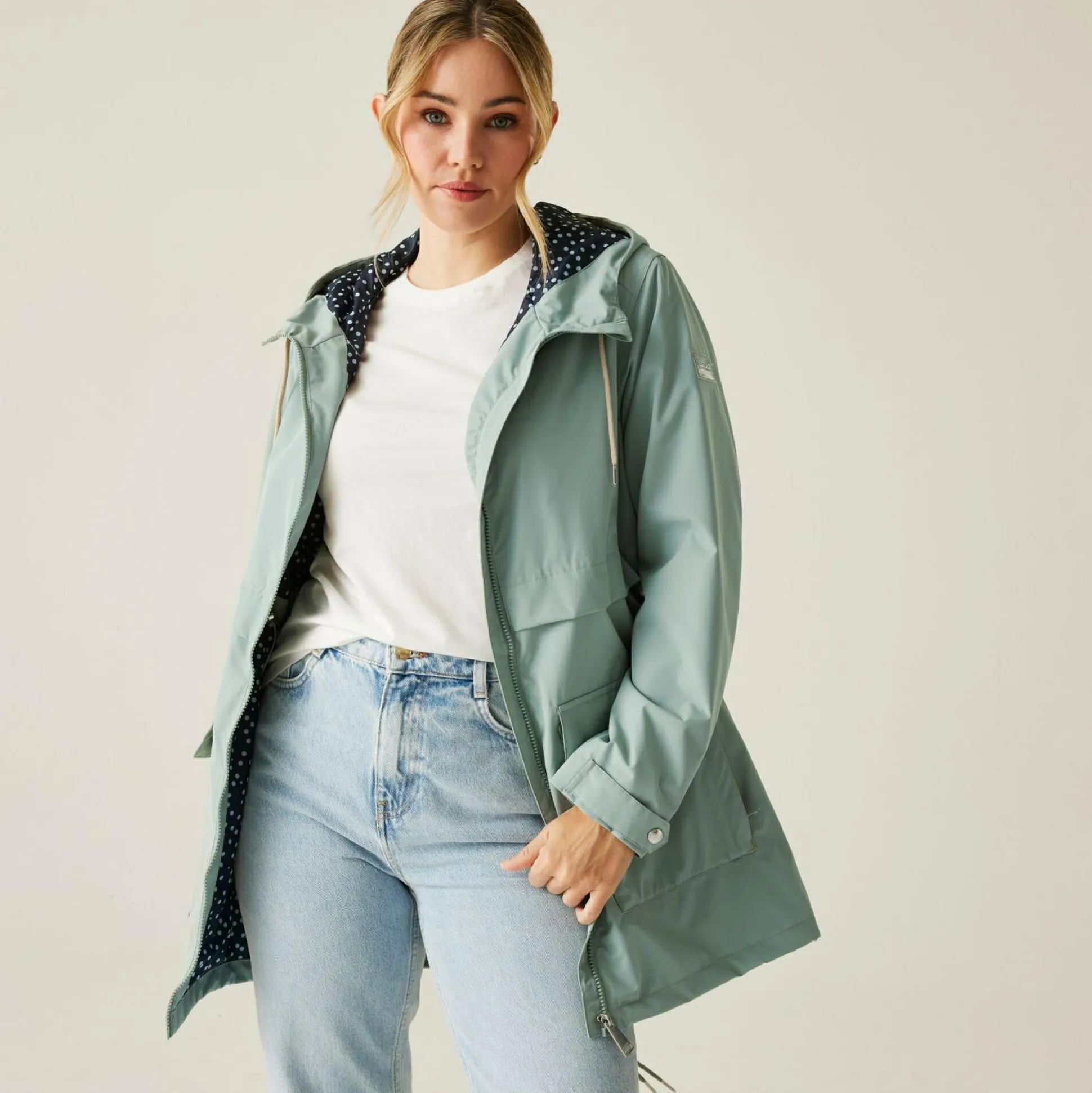 Women's Navaeh Waterproof Jacket | Glacier